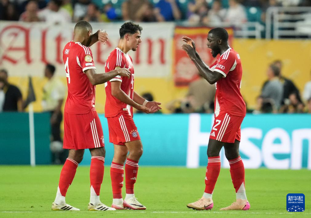 国际足球盛事:拜仁慕尼黑实力完胜晋级 国际足球盛事:拜仁慕尼黑实力完胜晋级