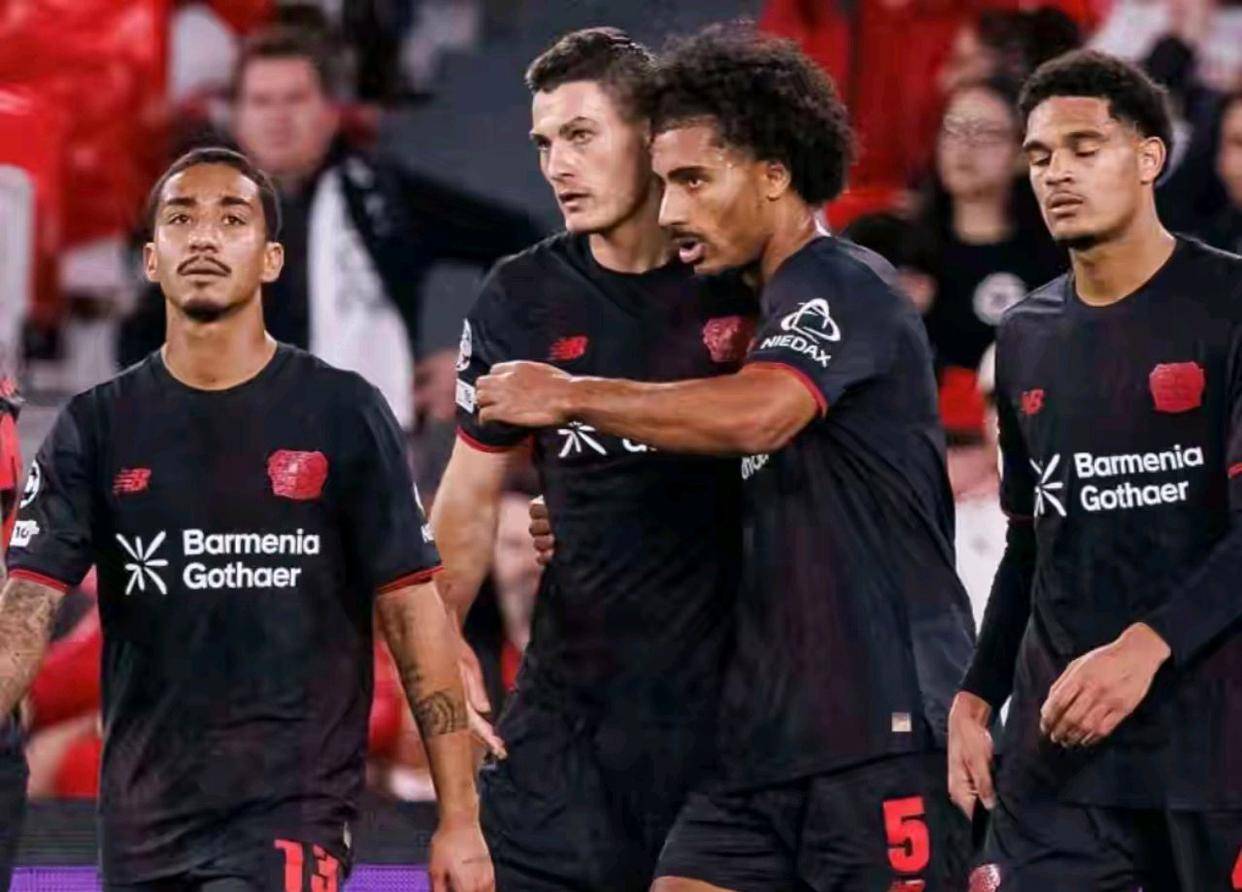 开云APP-梅开二度！进球手风头正劲，成为焦点