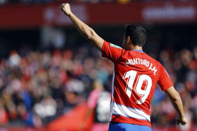 开云在线-格拉纳达主场击败对手，豪取三分(格拉纳达球迷)