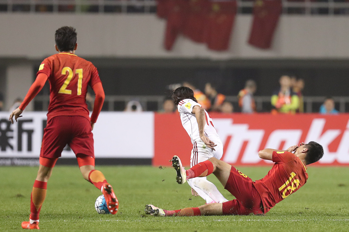 开云娱乐-比赛中的关键瞬间：球队是如何取得胜利的？